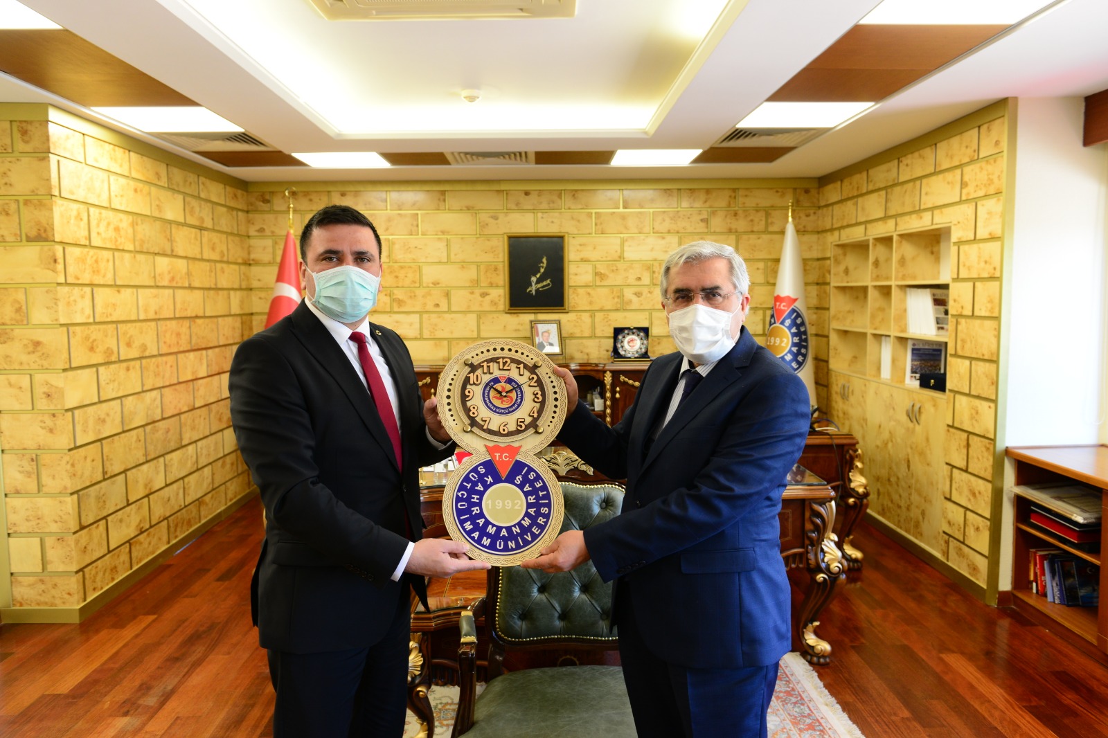 Ülkü Ocakları Kahramanmaraş İl Yönetimi Üniversitemiz Rektörü Prof. Dr. Niyazi Can’ı Ziyaret Etti