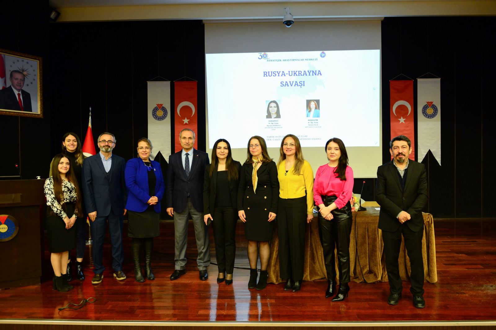 Üniversitemizde Gerçekleştirilen Konferansta Rusya-Ukrayna Savaşı Konuşuldu