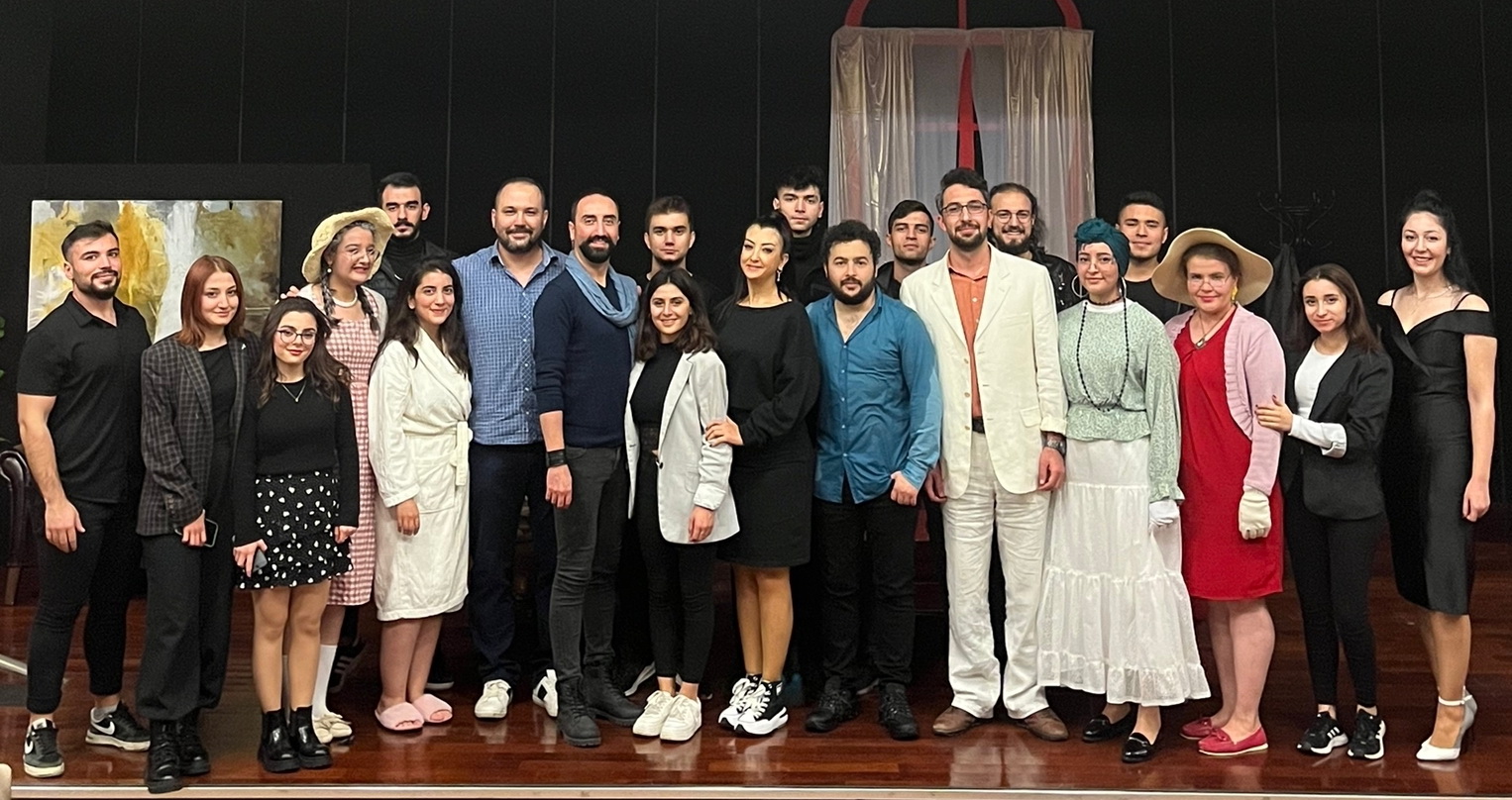 ‘İkinci Caddenin Mahkûmu’ Sanatseverlerin Beğenisine Sunuldu