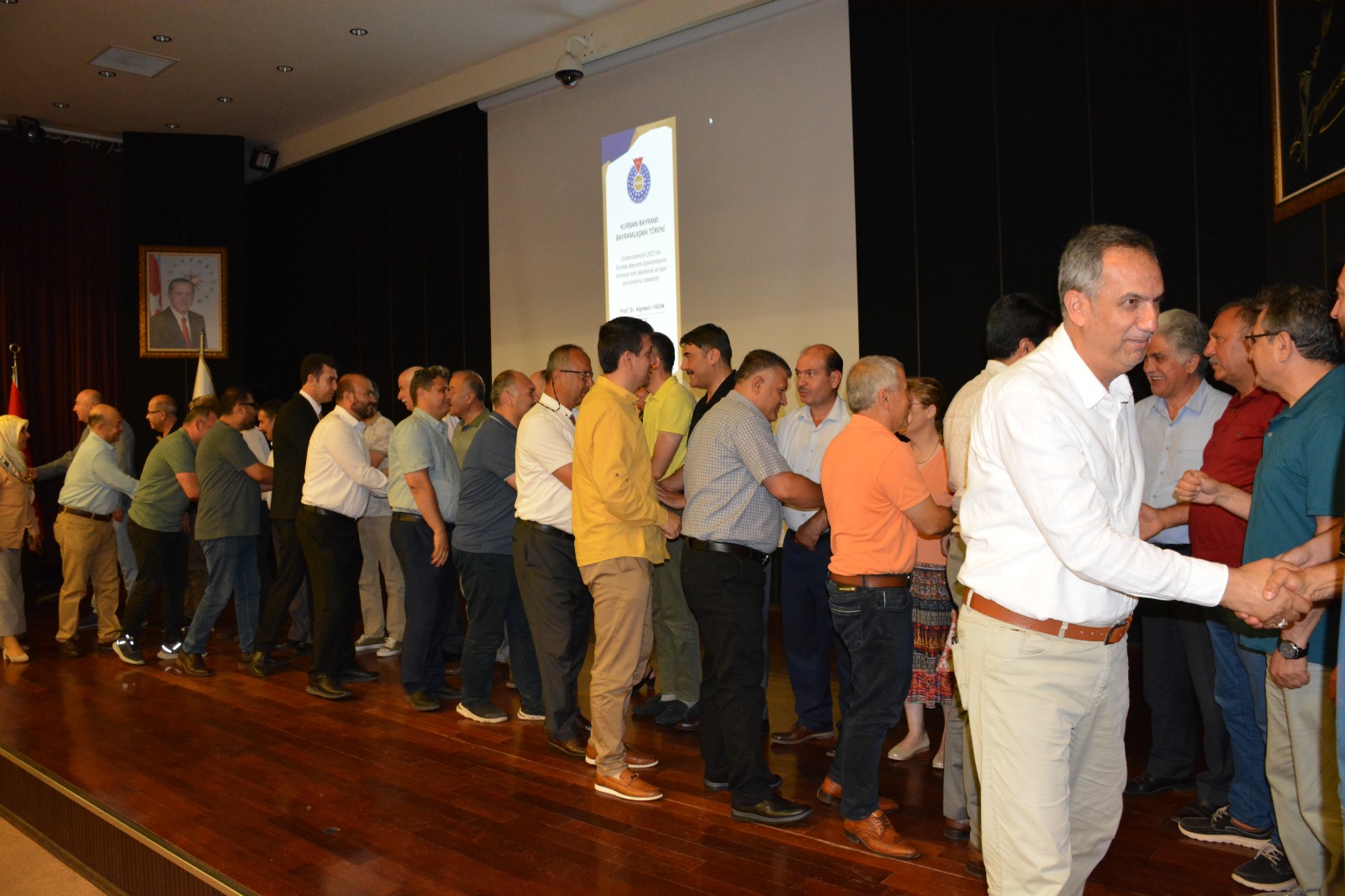 KSÜ’de Geleneksel Bayramlaşma Töreni Düzenlendi